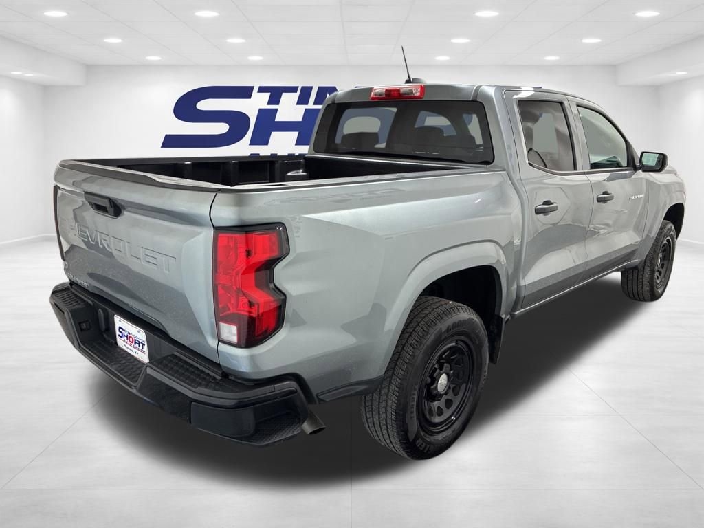 Used 2024 Chevrolet Colorado W/T image 4