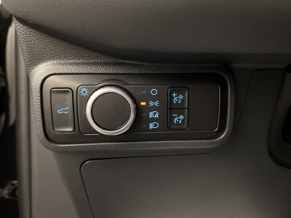 Certified 2025 Ford Explorer Active image 24