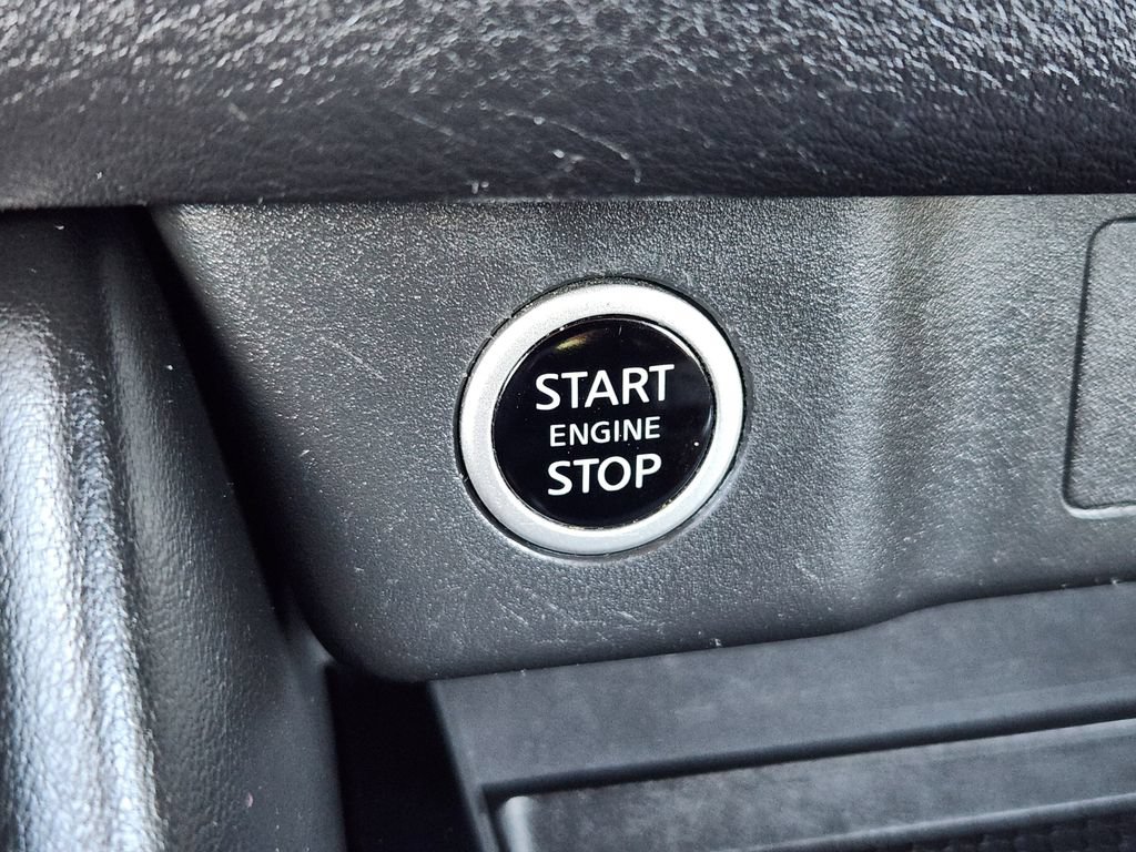 Certified 2023 Nissan Rogue SL w/ SL Premium Package FWD image 17