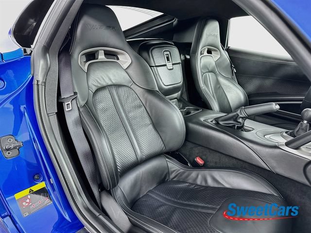 Used 2013 SRT Viper GTS w/ GTS Laguna Interior Pkg RWD image 12