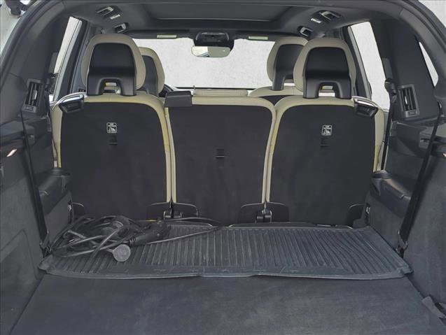Used 2021 Volvo XC90 T8 R-Design w/ Advanced Package image 6