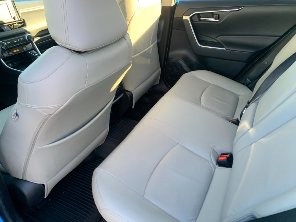 Used 2020 Toyota RAV4 XLE w/ Convenience Package AWD/4WD image 14