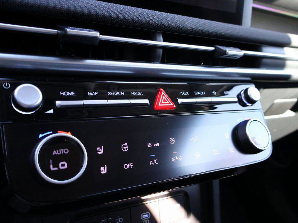 New 2026 Hyundai Tucson Limited AWD/4WD image 38