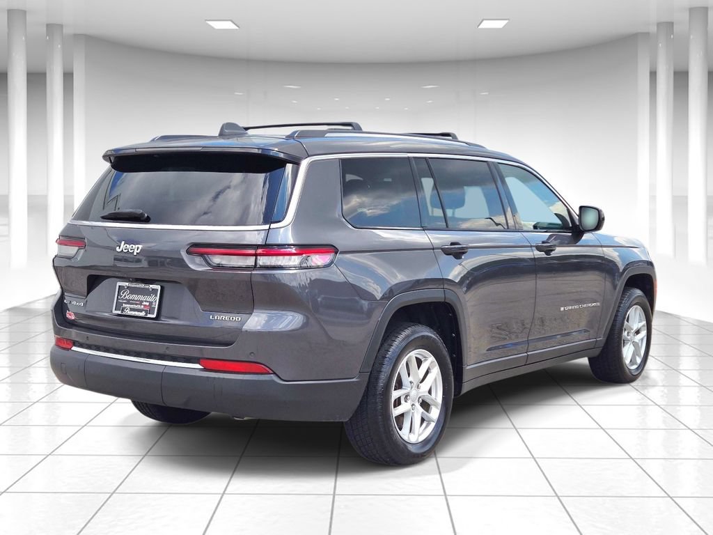 Used 2021 Jeep Grand Cherokee L Laredo w/ Luxury Tech Group I AWD/4WD image 3