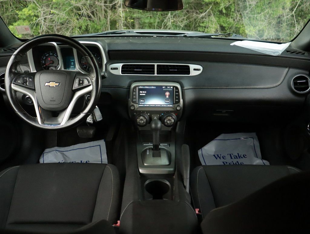Used 2014 Chevrolet Camaro LT image 17