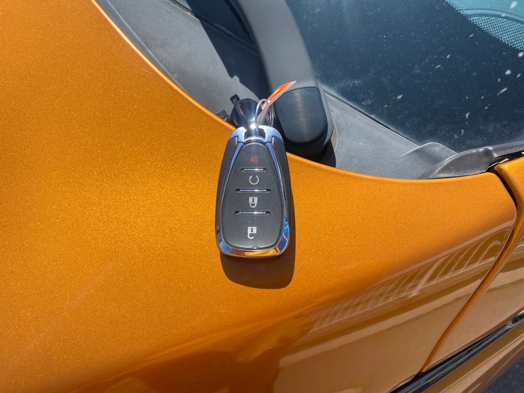 Used 2017 Chevrolet Bolt Premier w/ Driver Confidence II Package FWD image 29