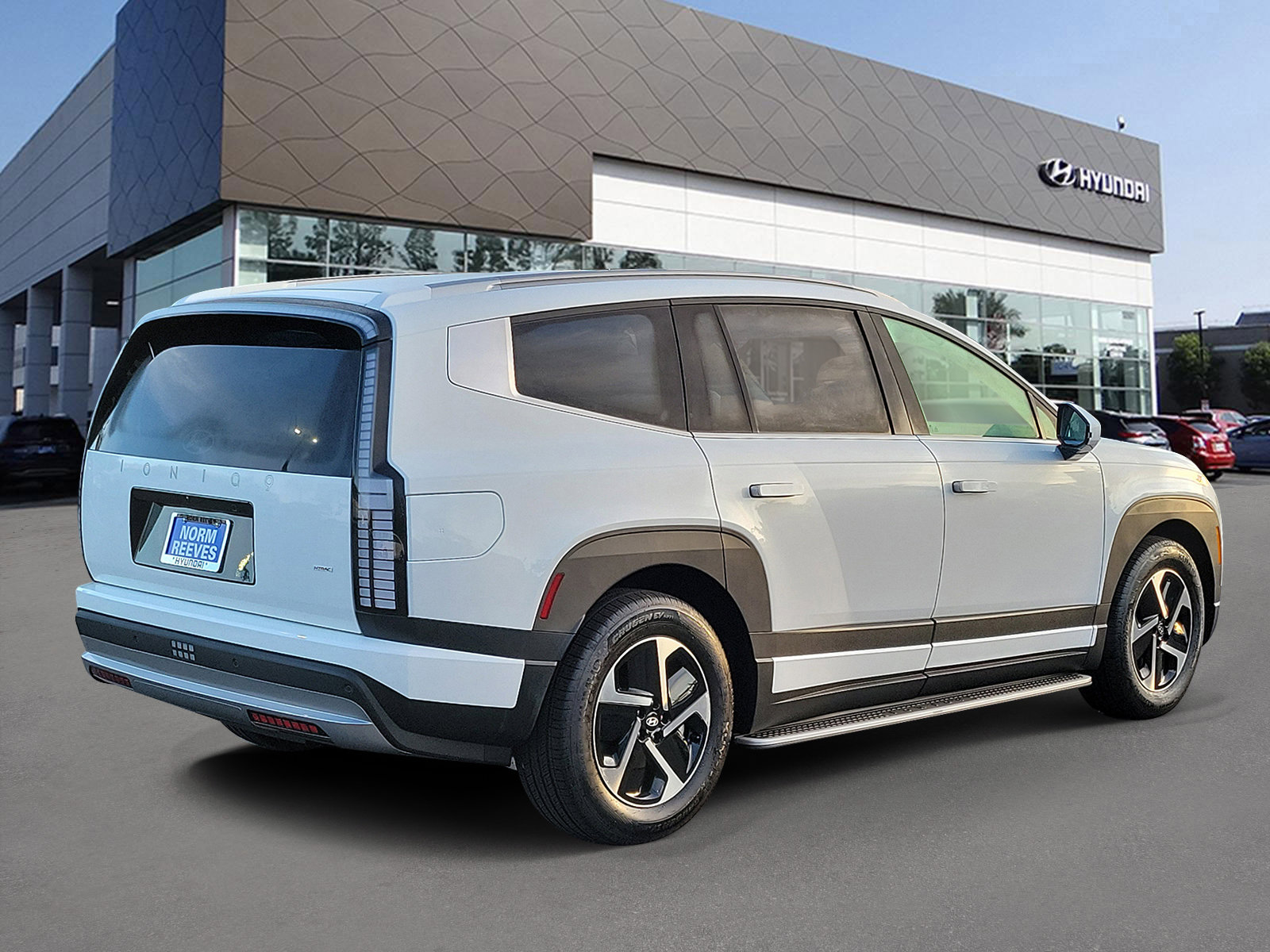 Certified 2026 Hyundai Ioniq 9 SE image 2