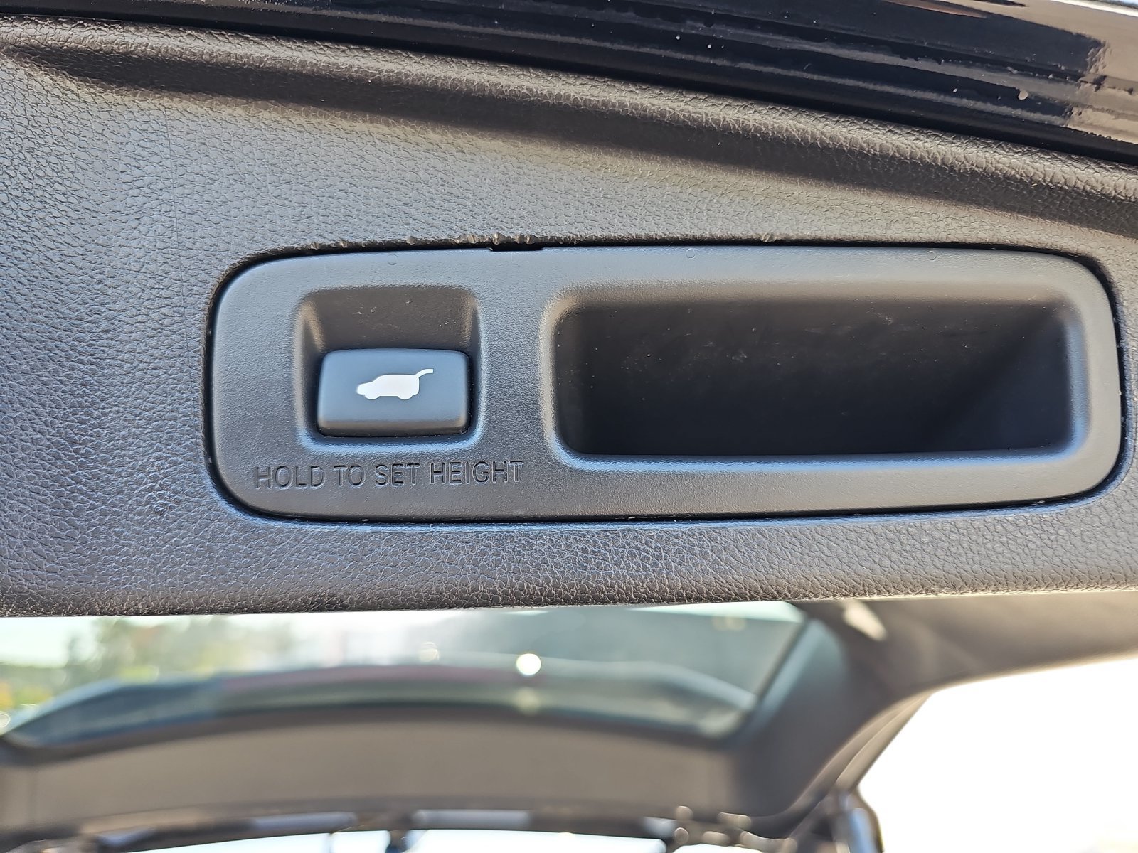 Used 2020 Honda CR-V Touring image 34