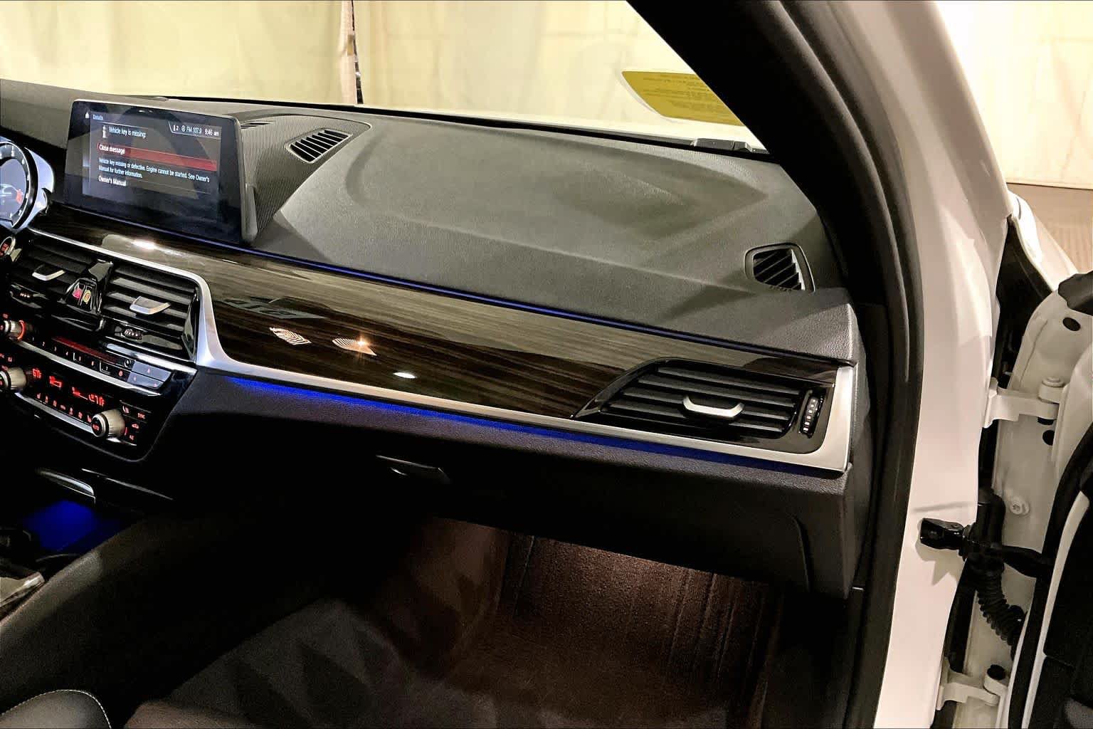 Used 2018 BMW 530i xDrive w/ Premium Package AWD/4WD image 29