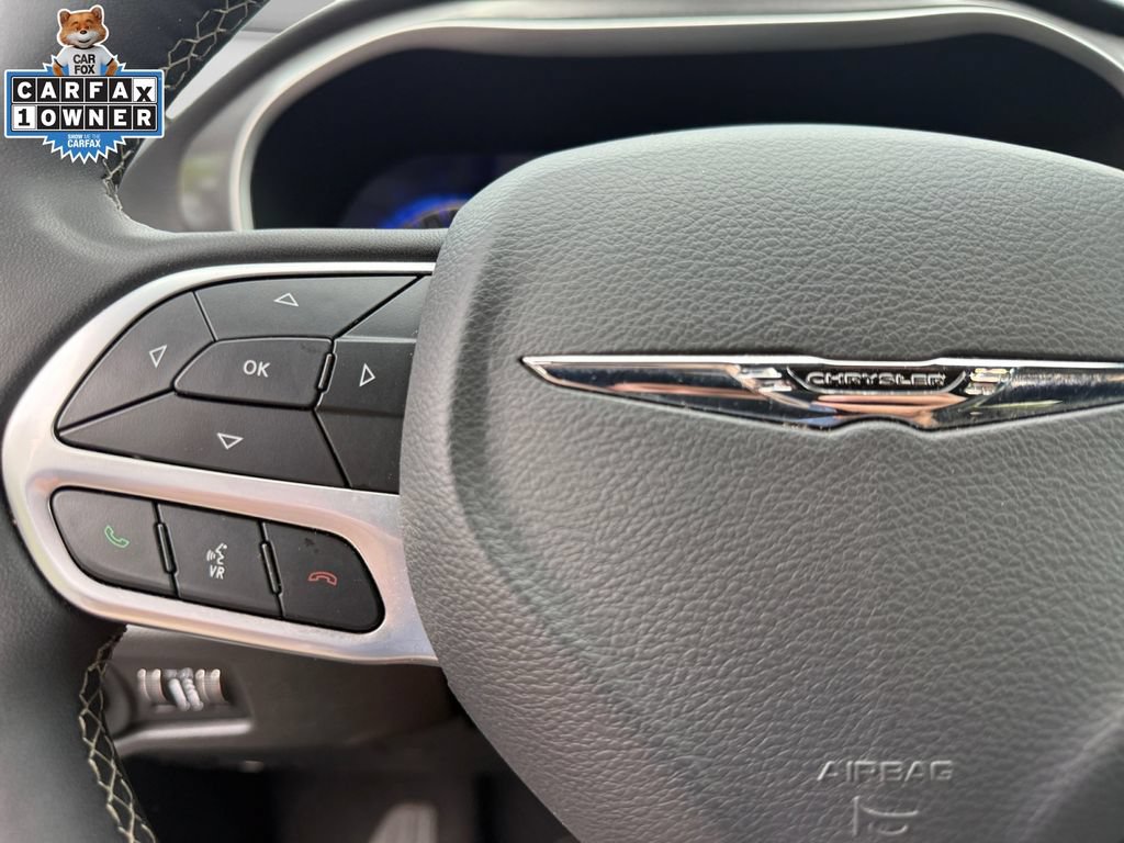 Certified 2025 Chrysler Pacifica Select FWD image 25