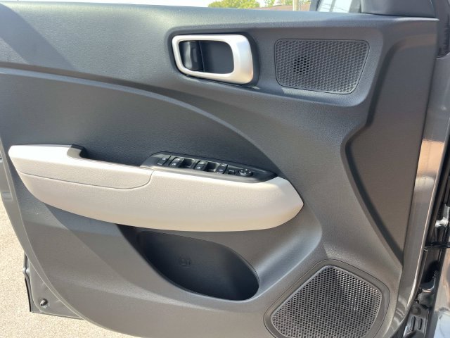 New 2026 Hyundai Venue SEL FWD image 21
