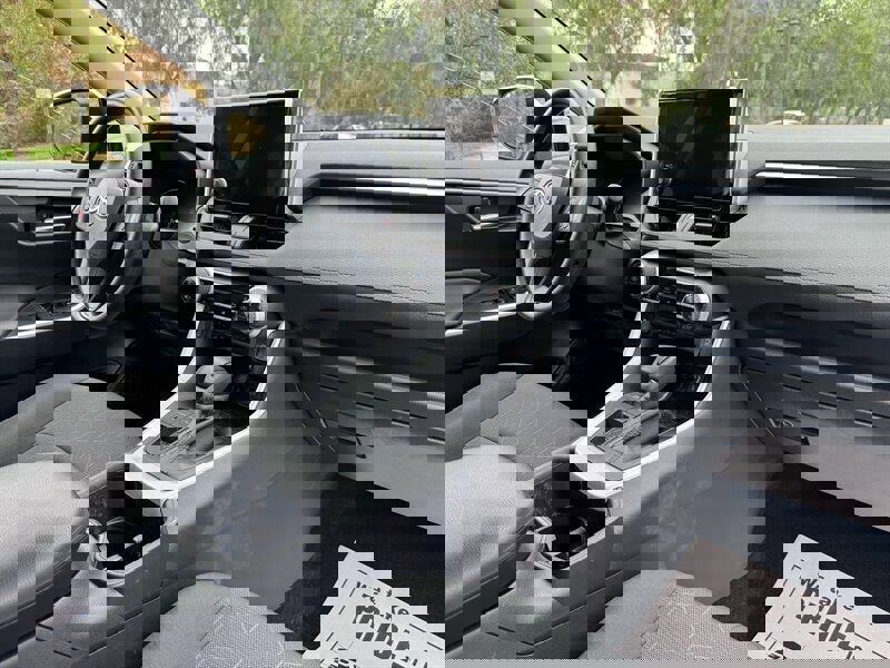 Used 2023 Toyota RAV4 XLE image 16