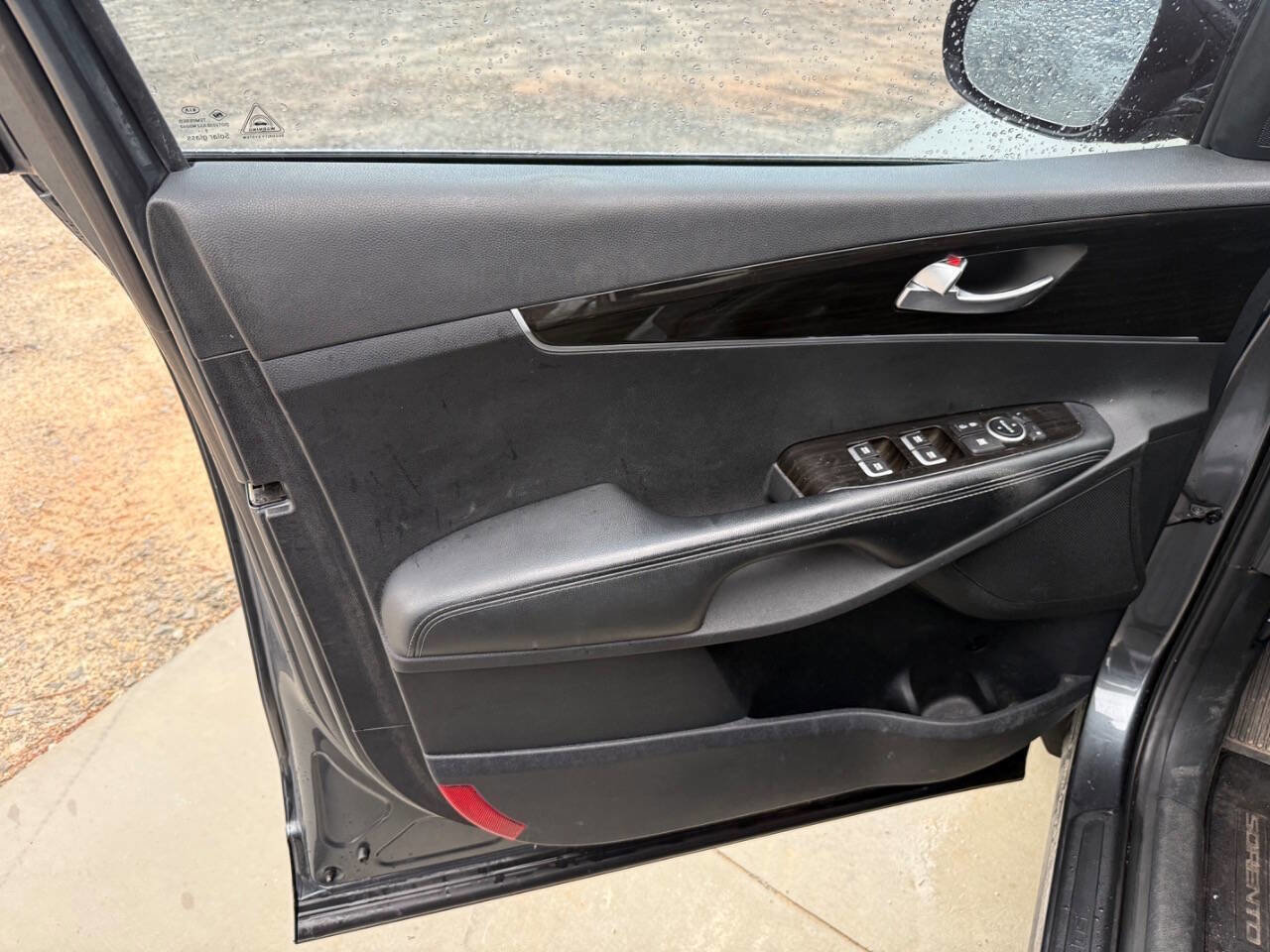 Used 2020 Kia Sorento S image 12