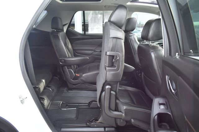 Used 2019 Chevrolet Traverse RS image 44