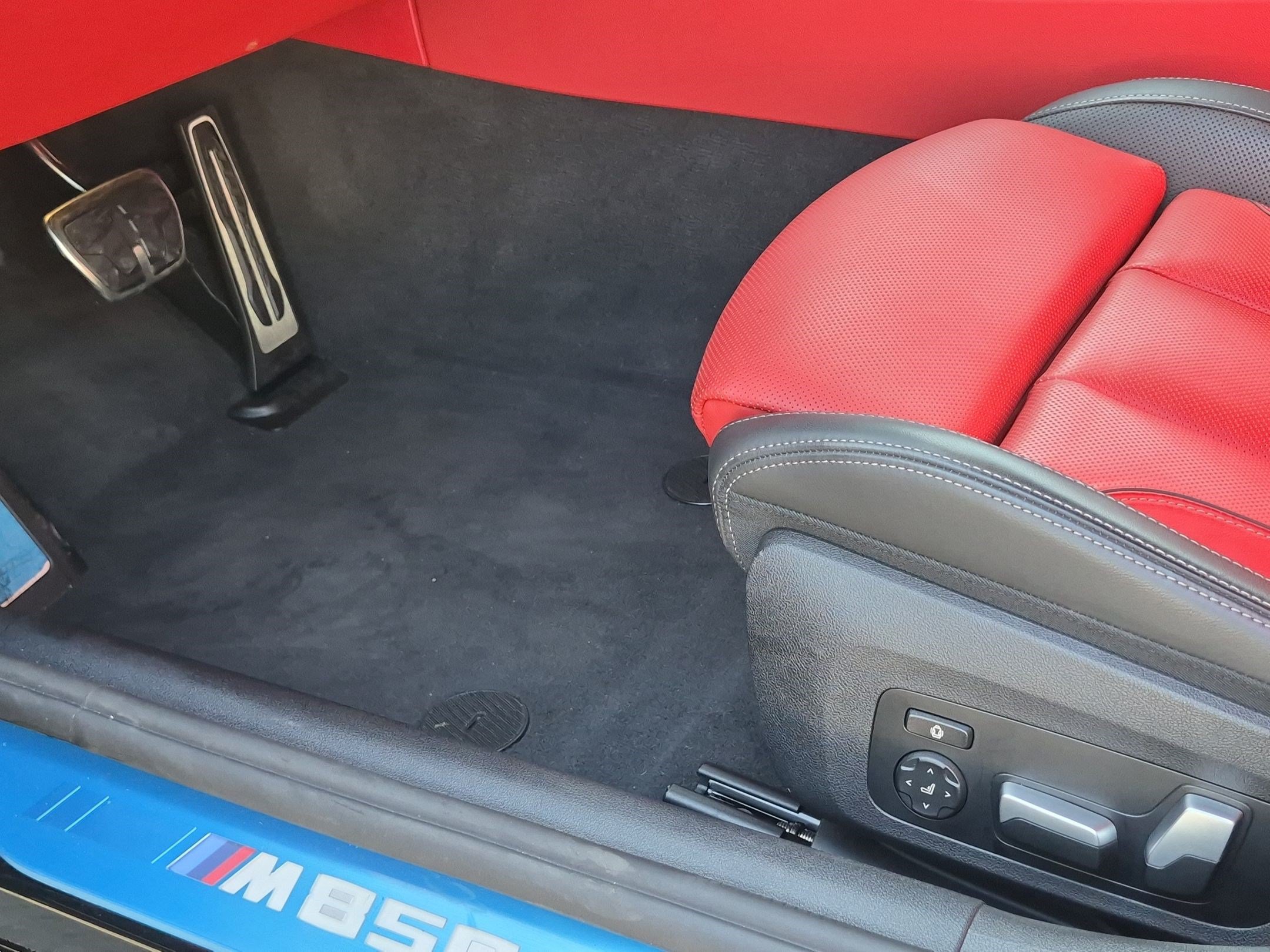 Used 2025 BMW M850i xDrive AWD/4WD image 17