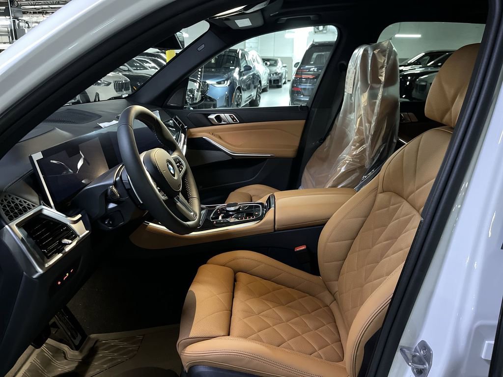 New 2026 BMW X5 M60i w/ Climate Comfort Package image 11