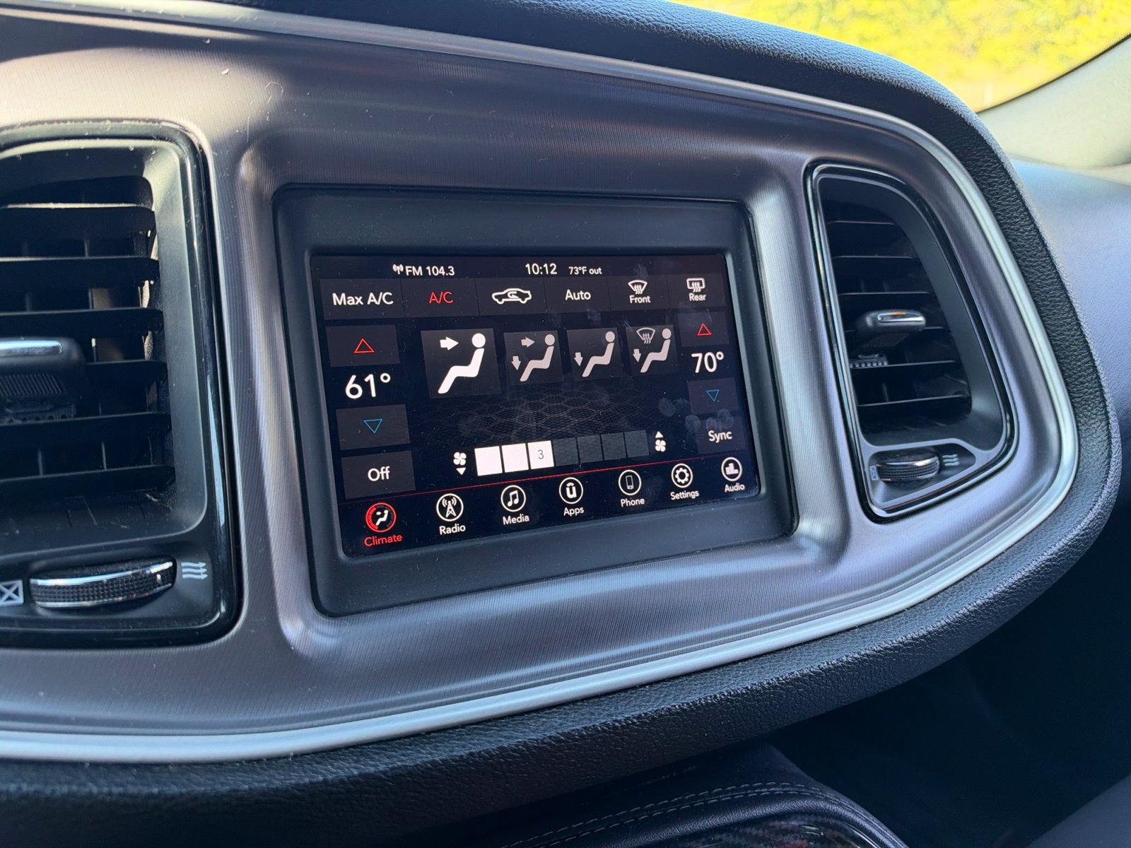 Used 2019 Dodge Challenger SXT RWD image 8