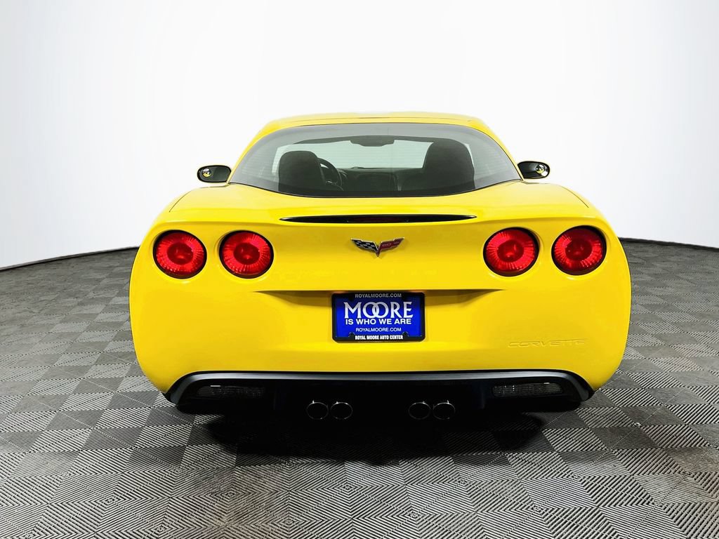 Used 2013 Chevrolet Corvette Coupe RWD image 6