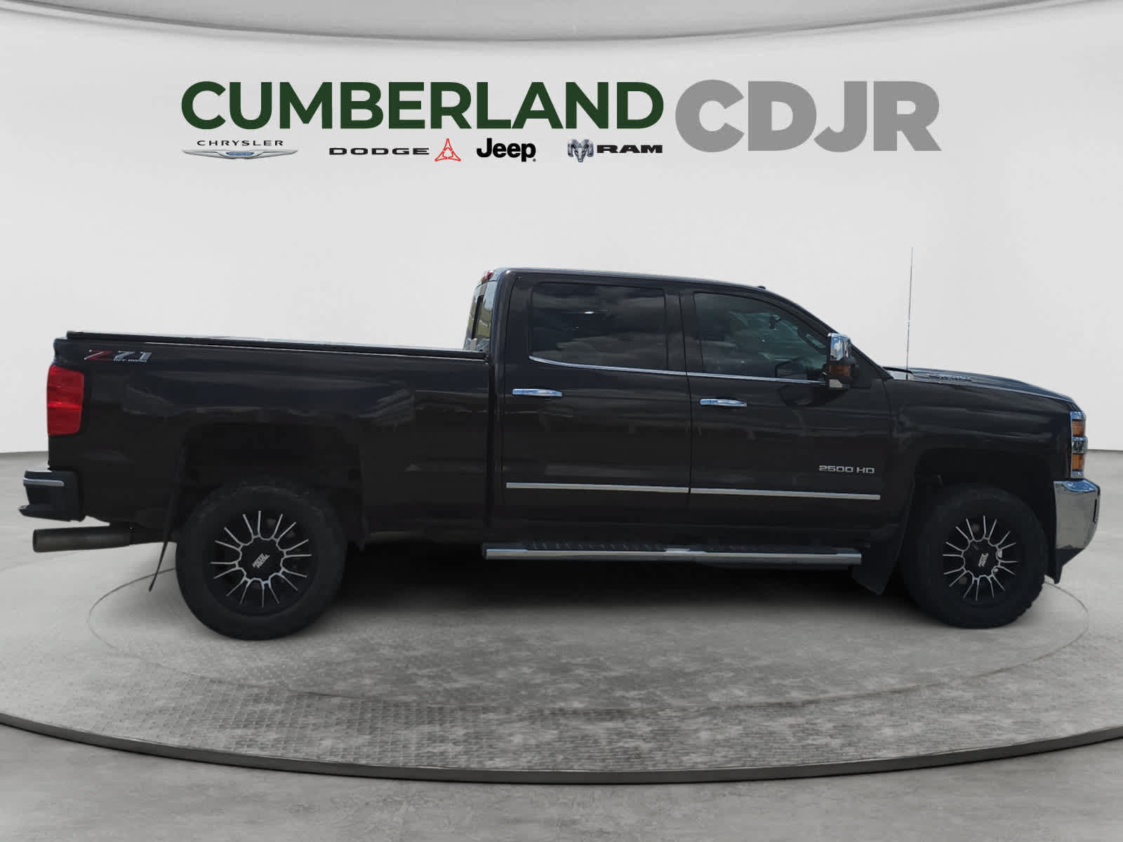 Used 2018 Chevrolet Silverado 2500 LTZ w/ Duramax Plus Package AWD/4WD image 7