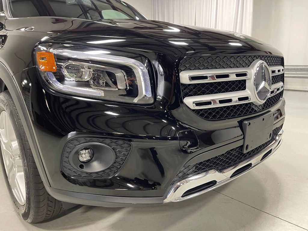 Certified 2022 Mercedes-Benz GLB 250 4MATIC image 11