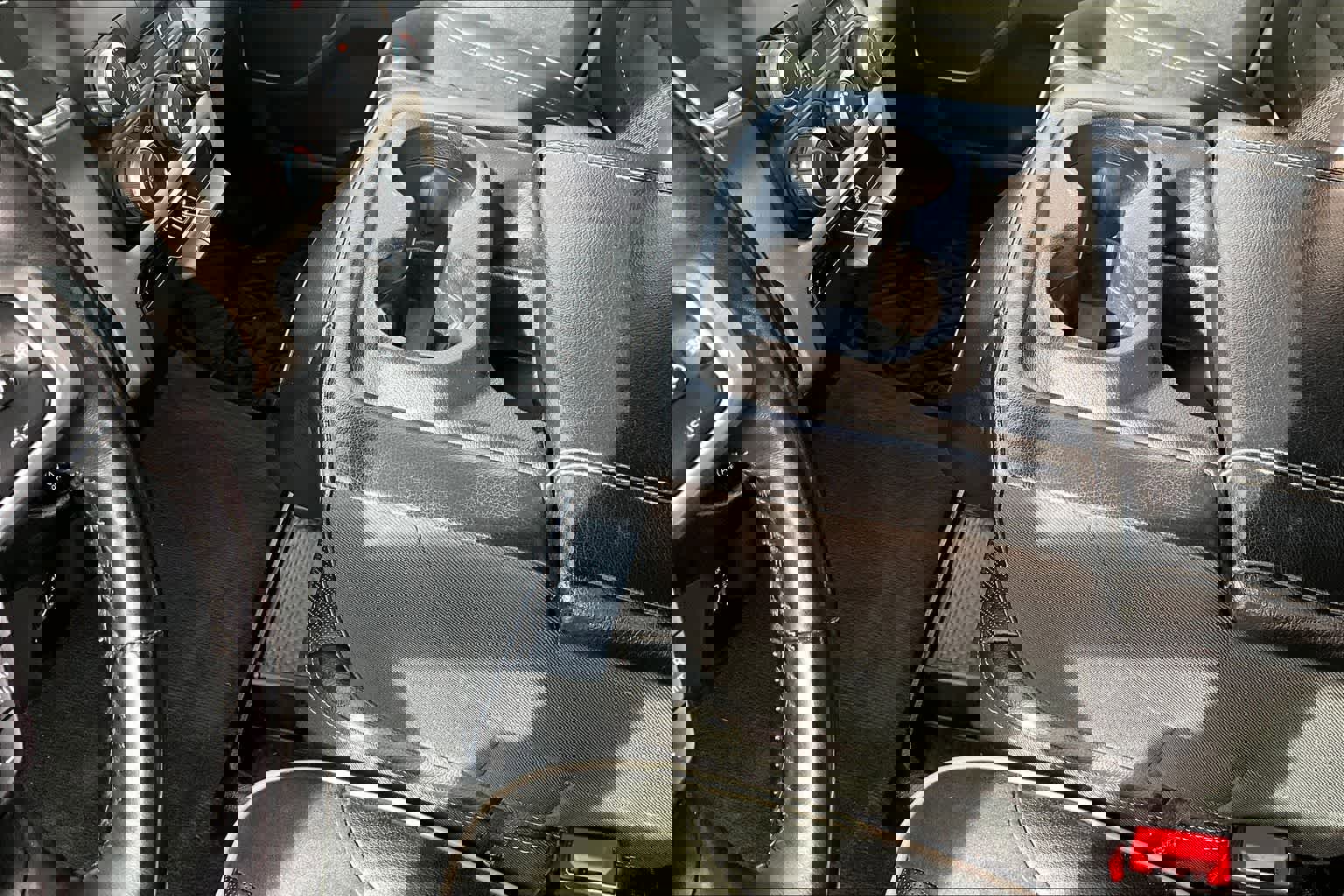 Used 2021 RAM 1500 Laramie w/ Off Road Group image 17