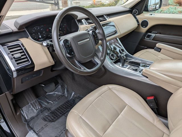 Used 2018 Land Rover Range Rover Sport HSE image 10