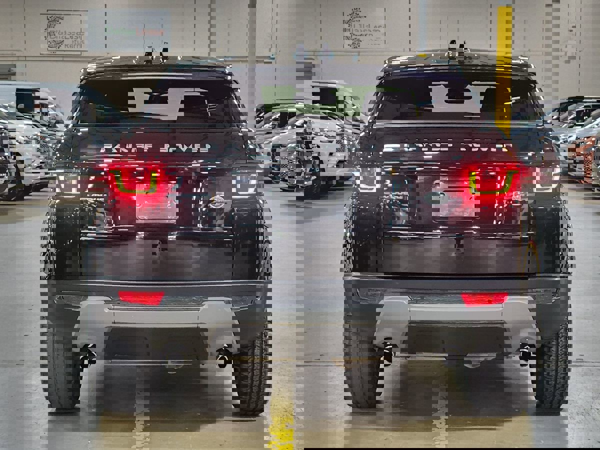 Used 2016 Land Rover Range Rover Evoque SE Premium image 11