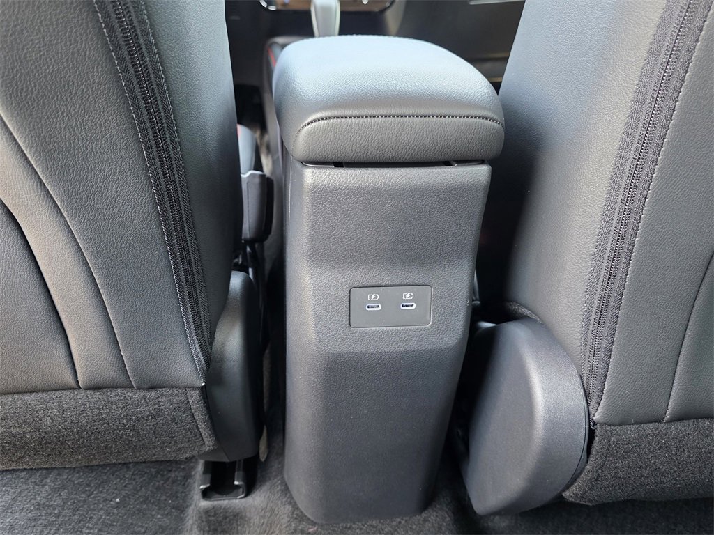 New 2025 Nissan Kicks SR w/ SR Premium Package image 16