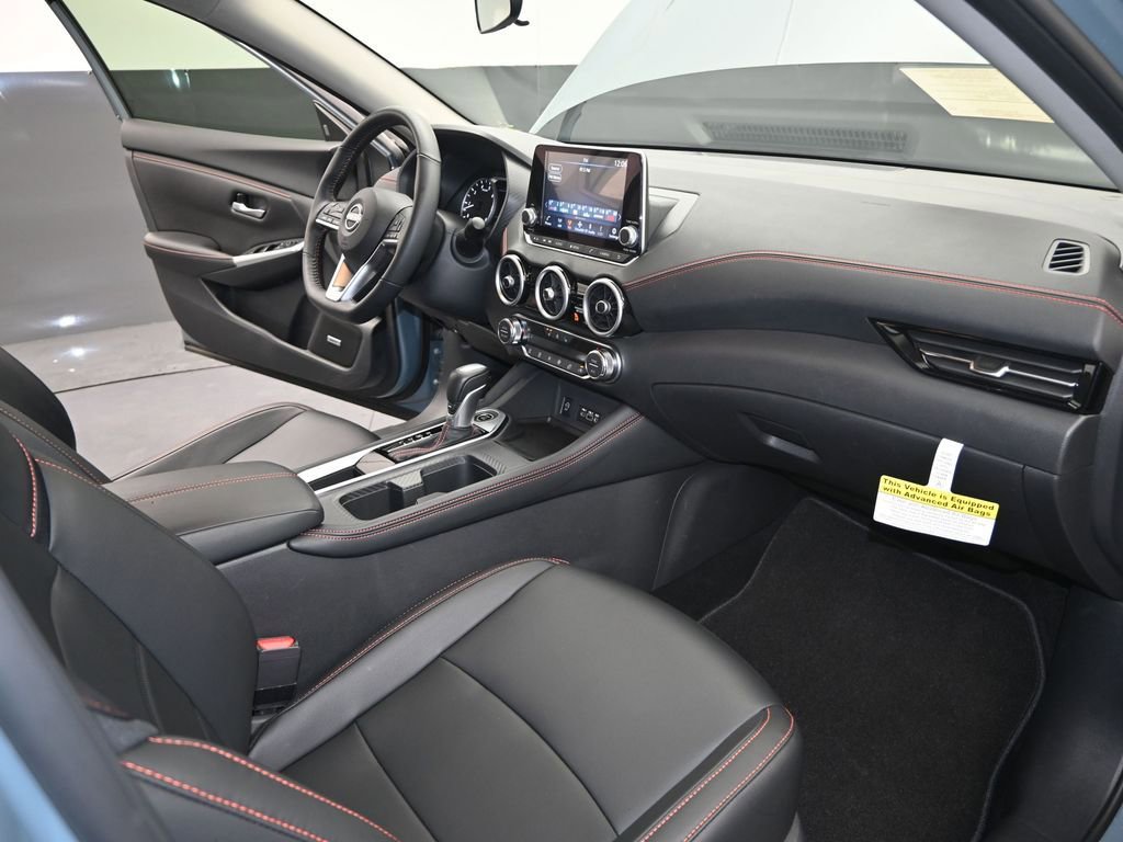 Certified 2025 Nissan Sentra SR w/ SR Premium Package image 25