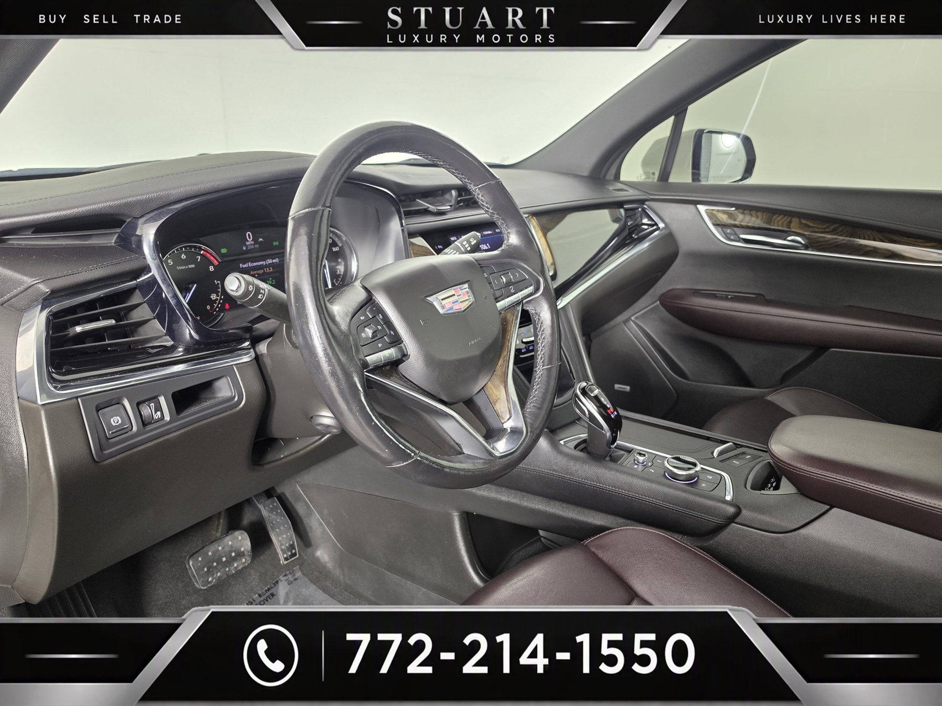 Used 2021 Cadillac XT6 Premium Luxury FWD image 2
