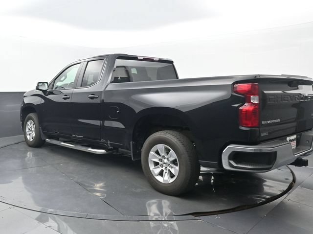 Used 2021 Chevrolet Silverado 1500 LT RWD image 3