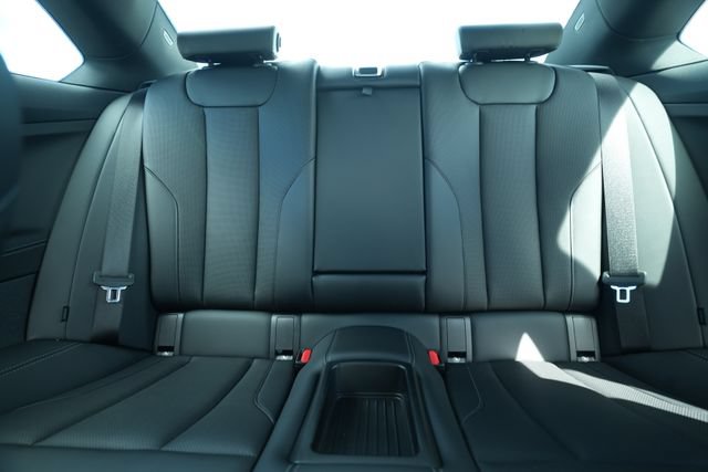 Used 2023 BMW 230i Coupe w/ M Sport Package RWD image 30