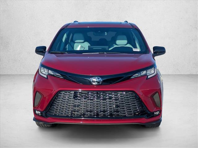 New 2026 Toyota Sienna XSE FWD image 6