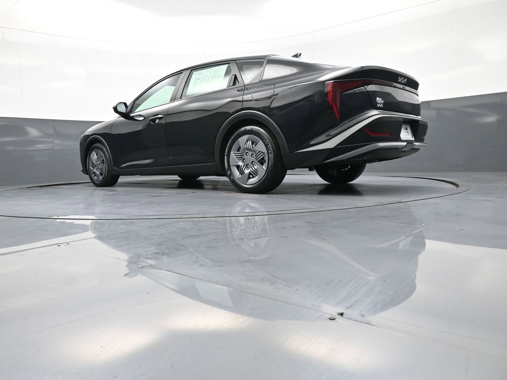 Used 2025 Kia K4 FWD image 31