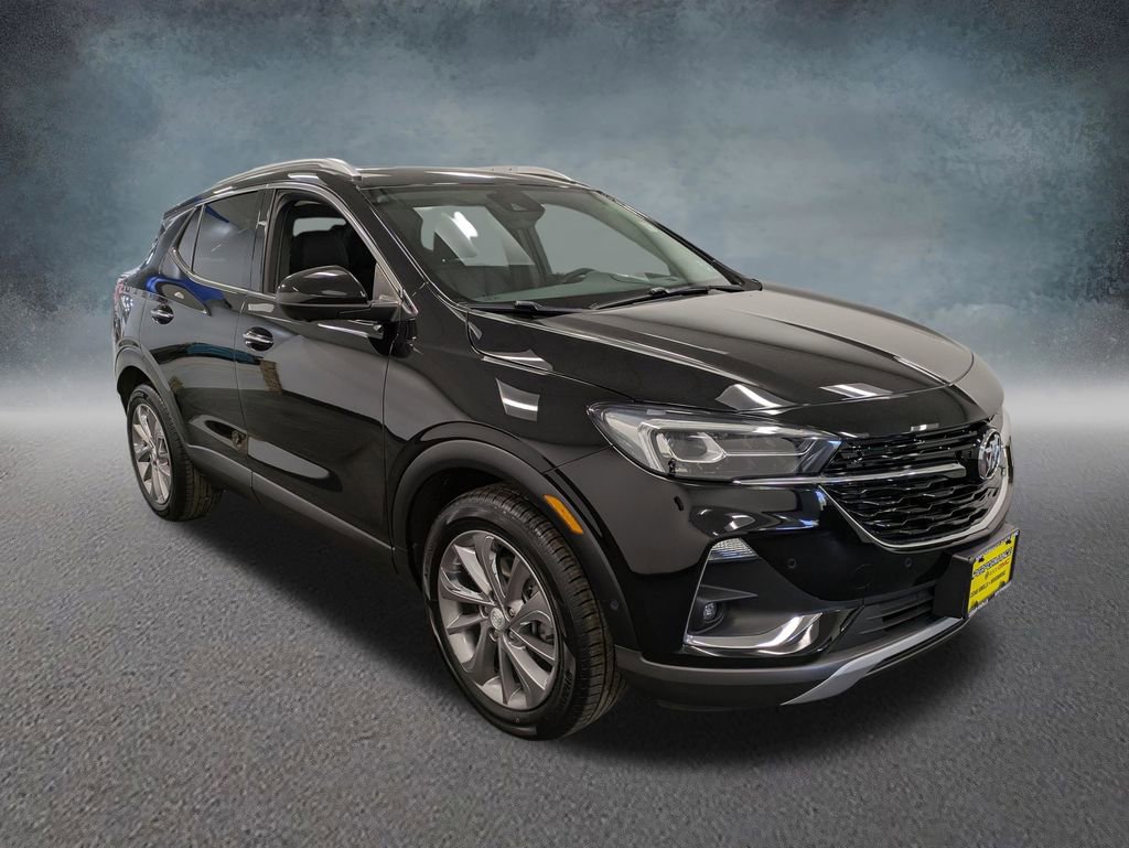 Used 2022 Buick Encore GX Essence w/ Advanced Technology Package FWD image 3