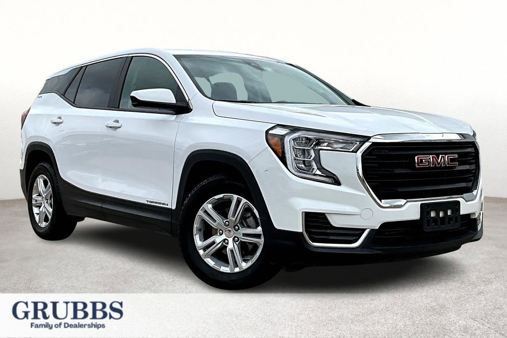 Used 2024 GMC Terrain SLE video 1