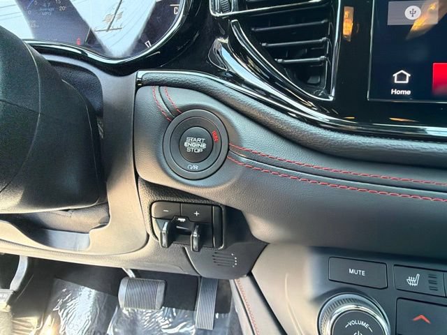 Used 2025 Dodge Durango R/T AWD/4WD image 29