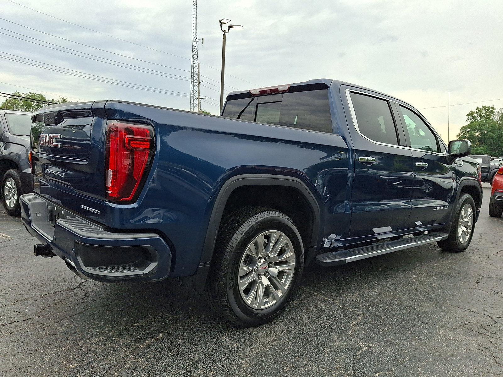Used 2019 GMC Sierra 1500 Denali w/ Technology Package AWD/4WD image 6