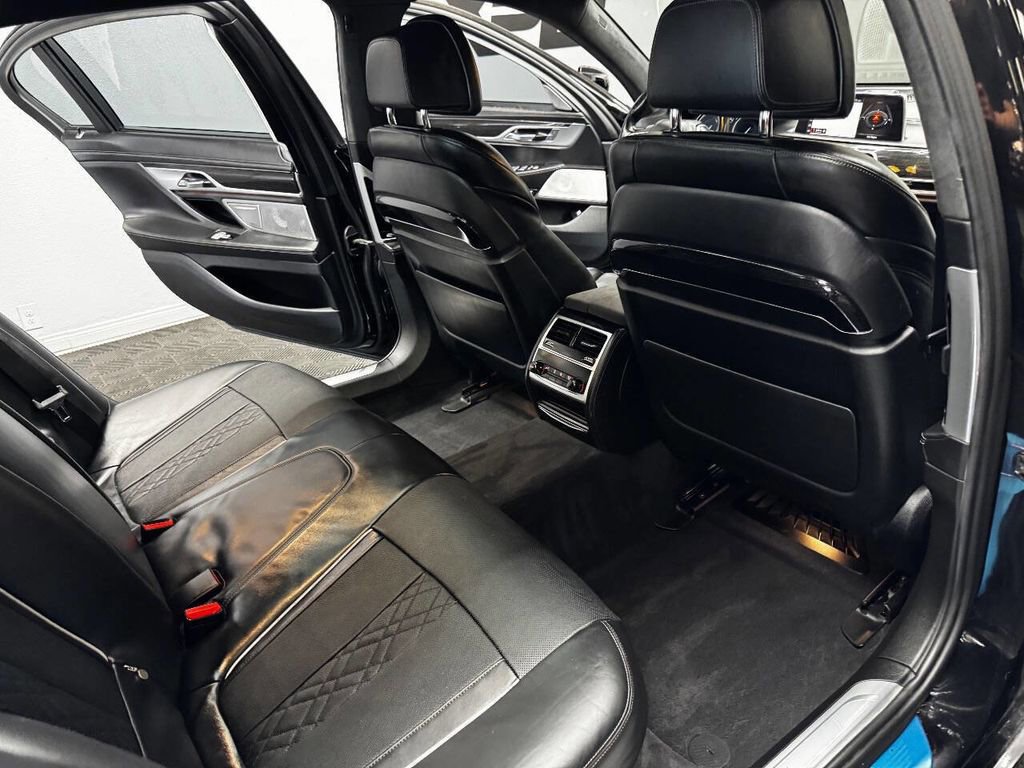 Used 2016 BMW 740i image 51