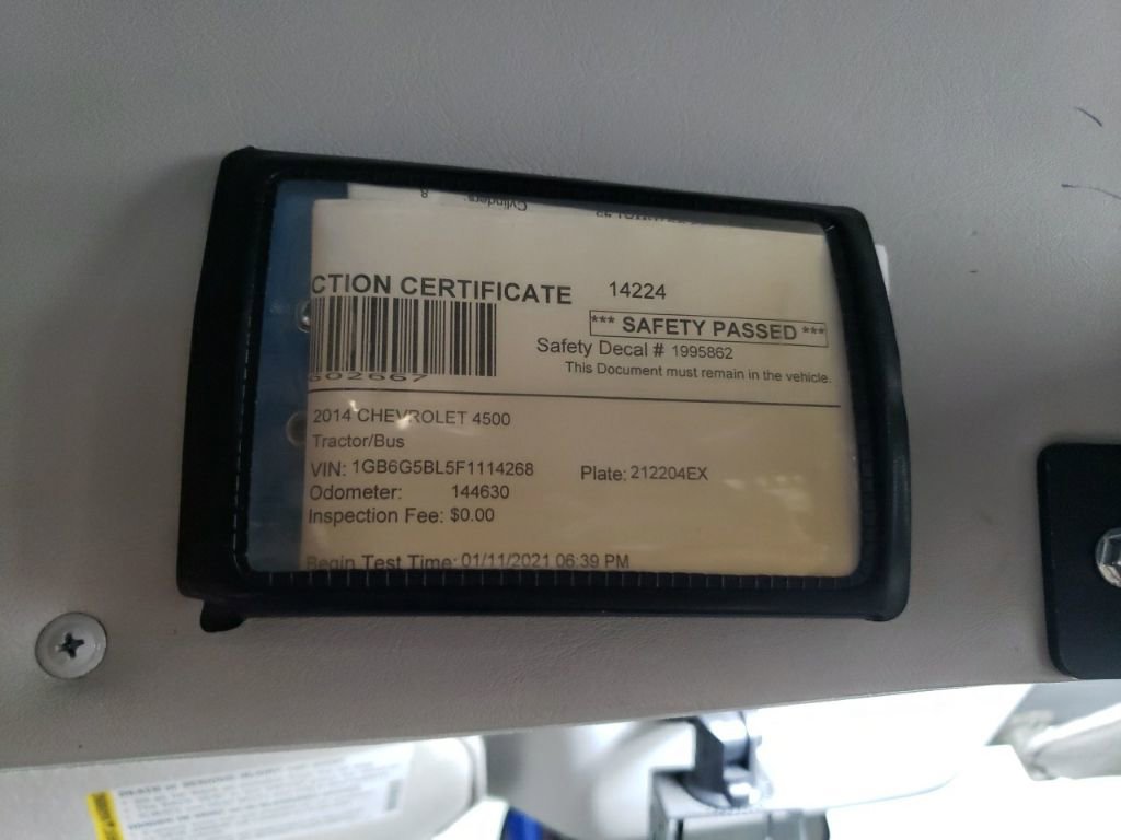 Used 2015 Chevrolet Express 4500 w/ Shuttle Bus Package RWD image 35