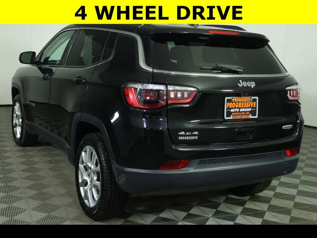 Used 2022 Jeep Compass Latitude image 5
