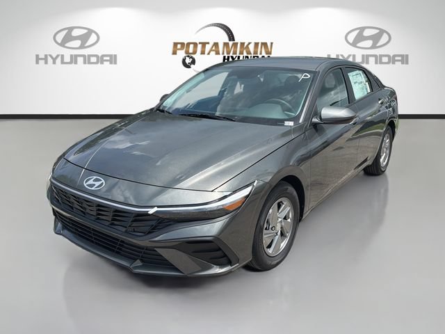 New 2026 Hyundai Elantra SE