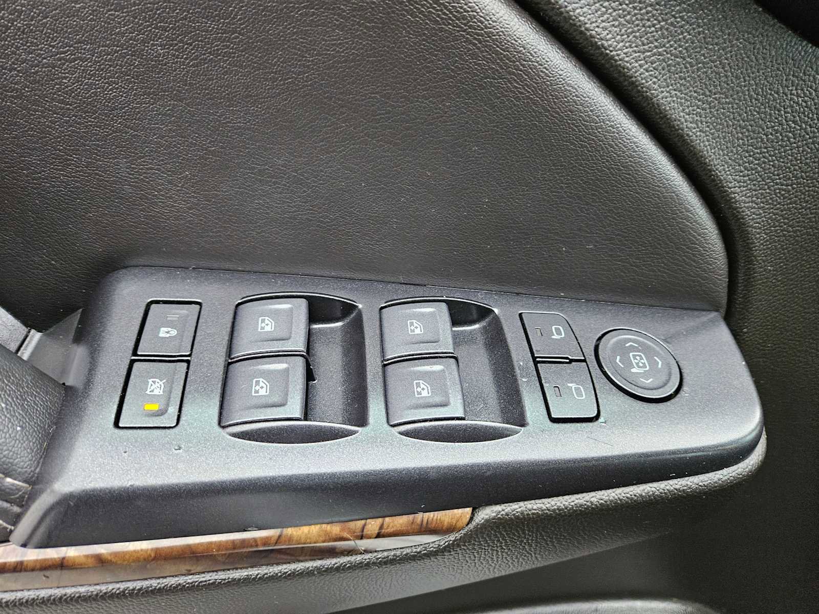 Used 2019 Chevrolet Tahoe LT image 27