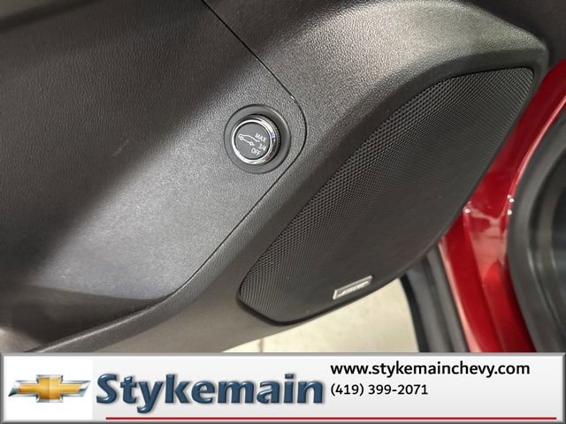 Used 2023 GMC Acadia SLT FWD image 36
