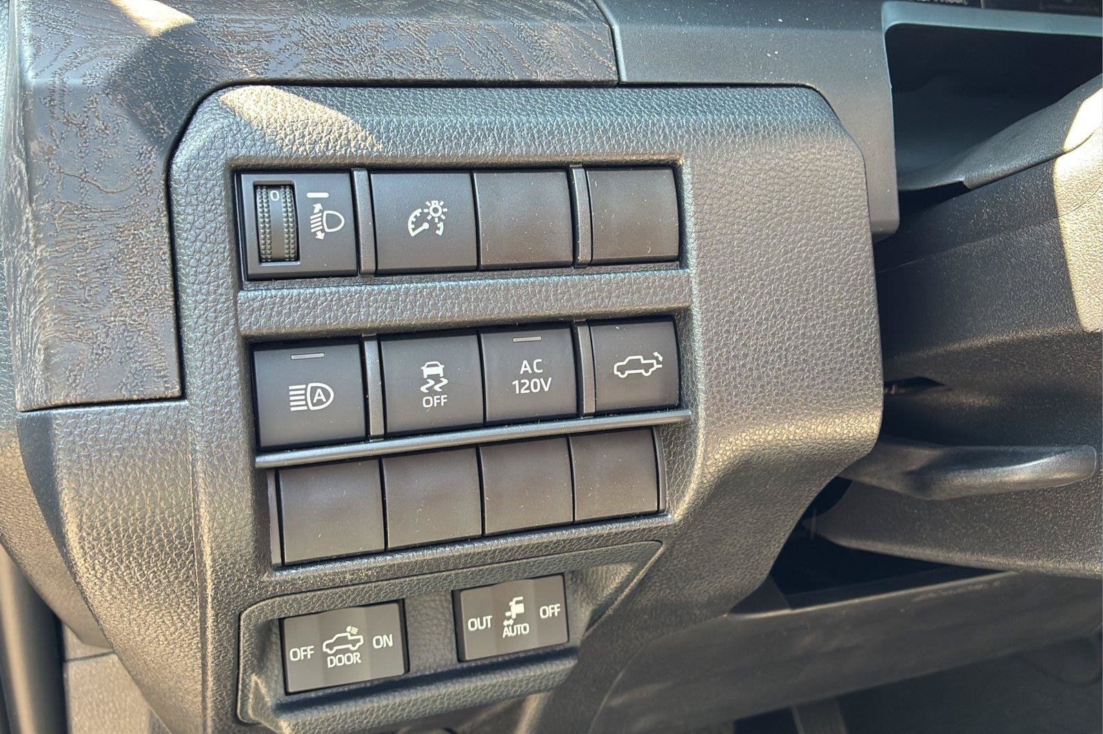 New 2026 Toyota Tacoma Limited AWD/4WD image 9