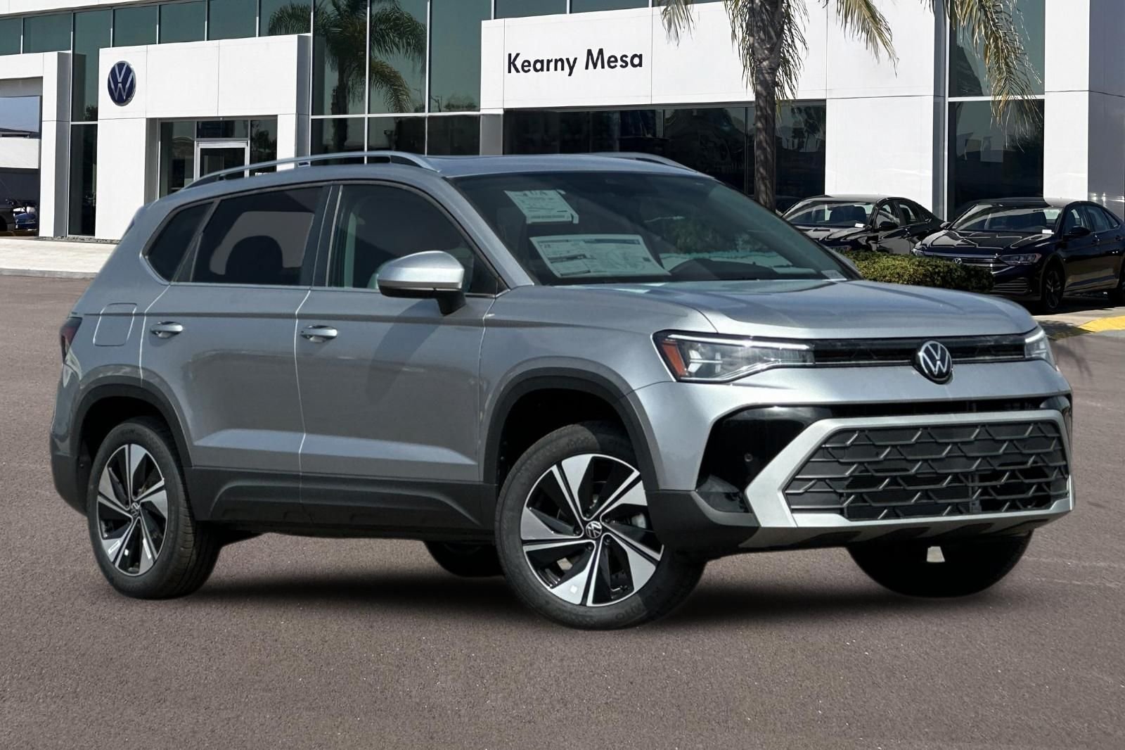 New 2026 Volkswagen Taos SE AWD/4WD image 2