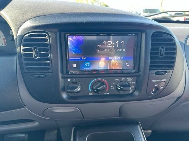 Used 2004 Ford F150 Lightning RWD image 13