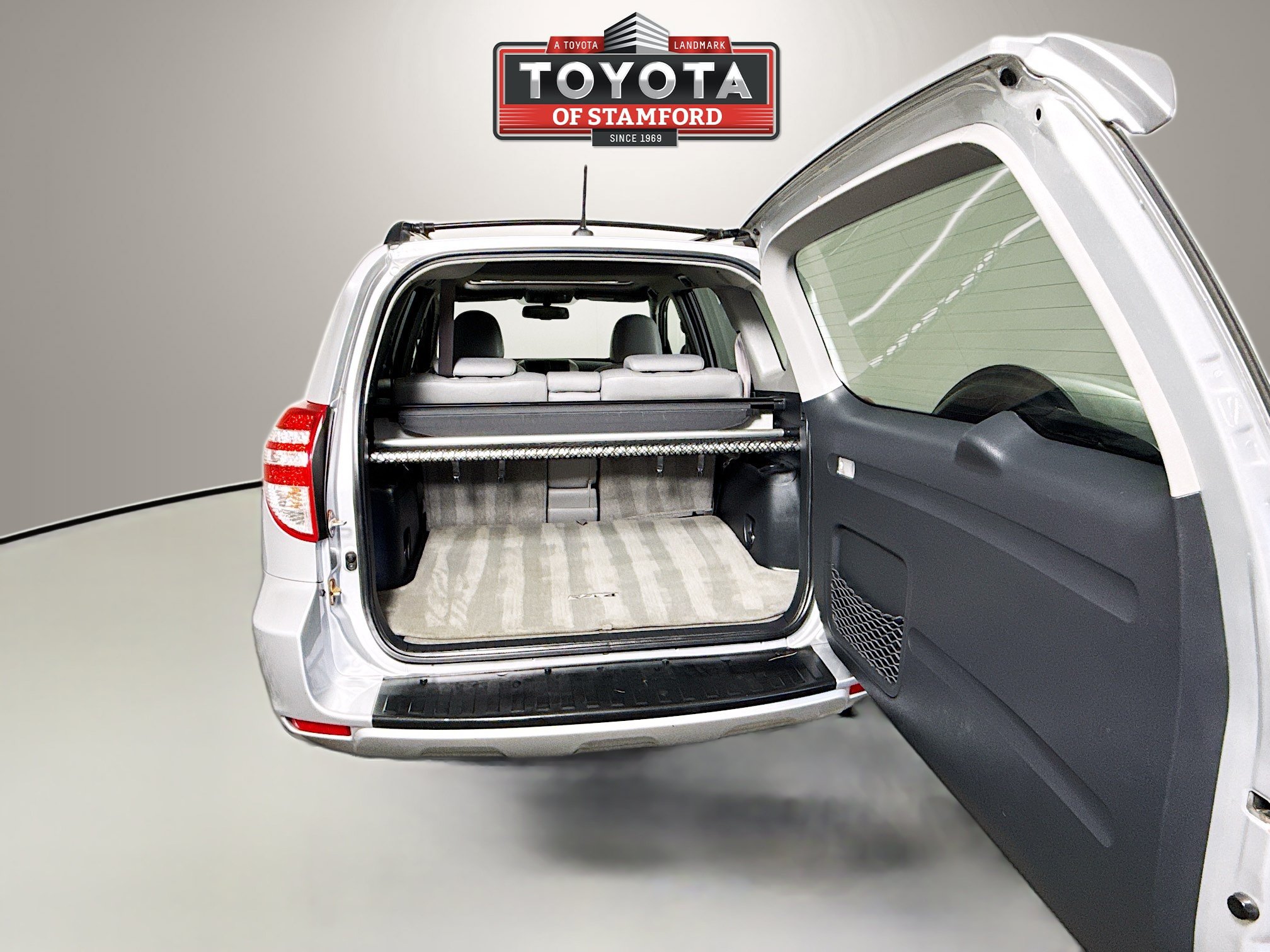 Used 2009 Toyota RAV4 Limited AWD/4WD image 24