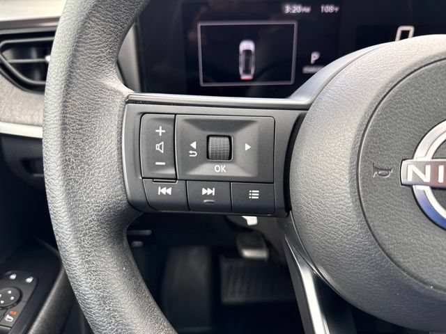 Certified 2025 Nissan Kicks SV AWD/4WD image 30