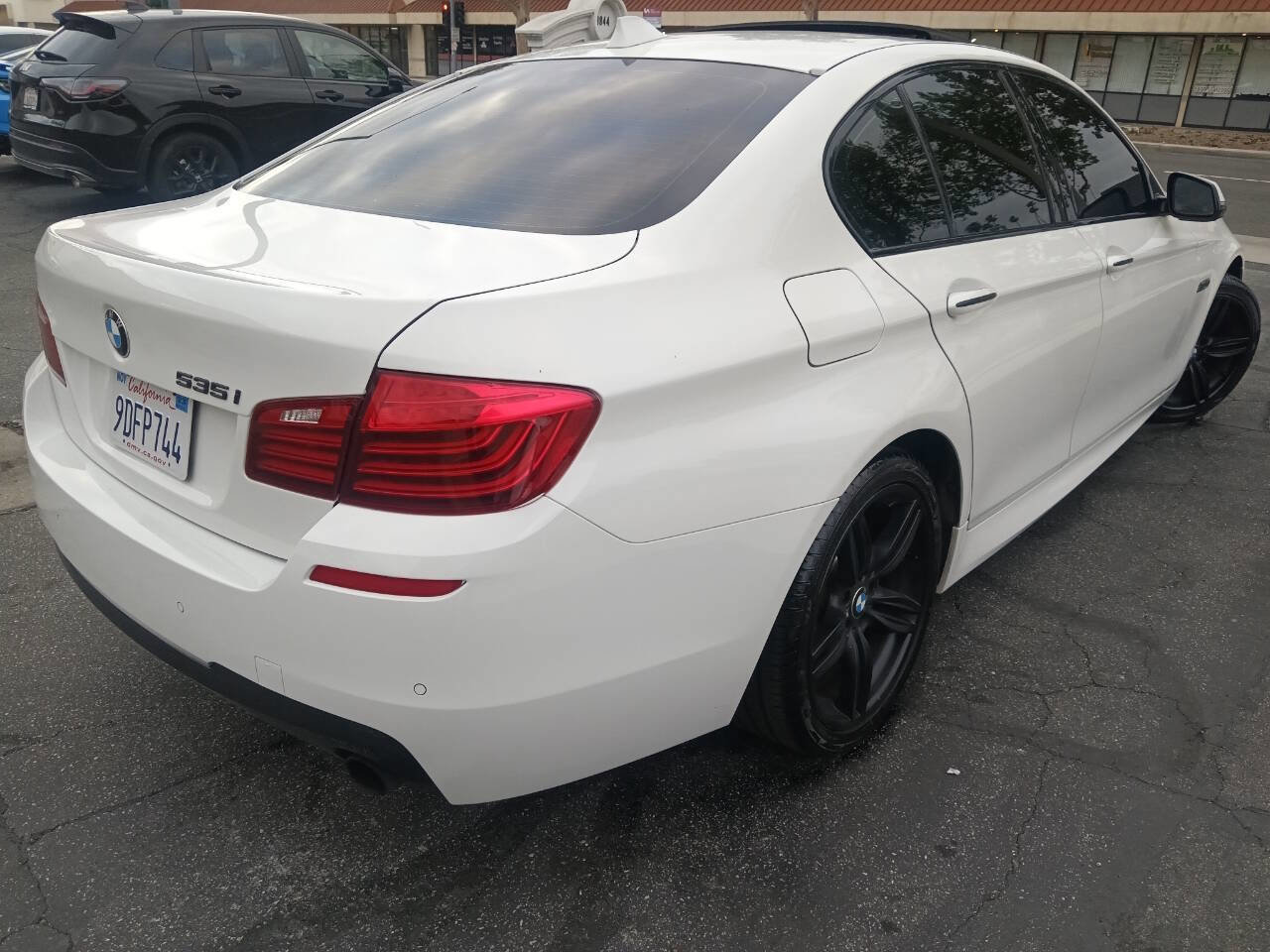 Used 2014 BMW 535i 535i 4dr Sedan image 2